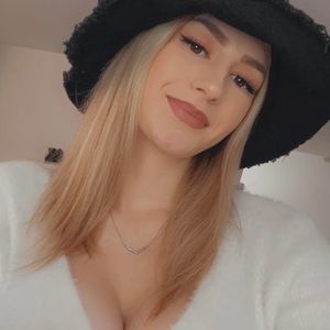 Meet your Posher, Brigette